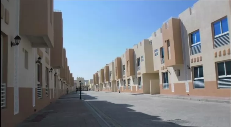 Residential Ready Property 1 Bedroom F/F Apartment  for rent in Doha-Qatar #7140 - 1  image 